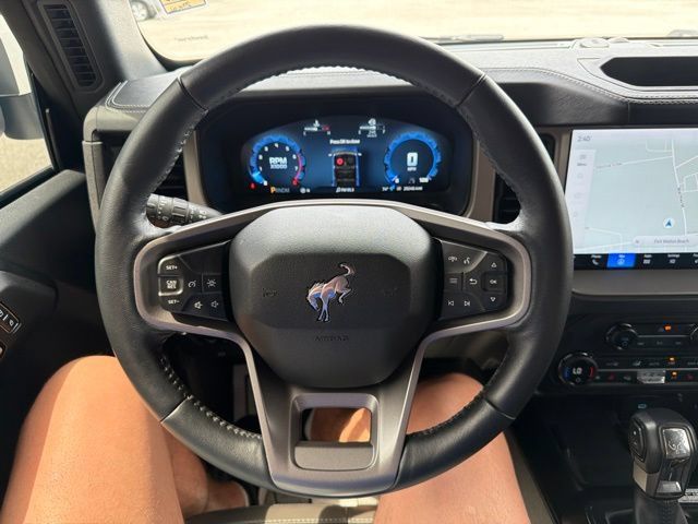 Used 2025 Ford Bronco Outer Banks AWD/4WD image 20