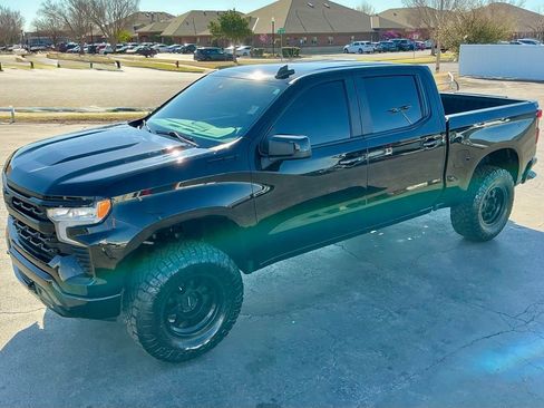 Used 2023 Chevrolet Silverado 1500 RST w/ Z71 Off-Road Package image 4