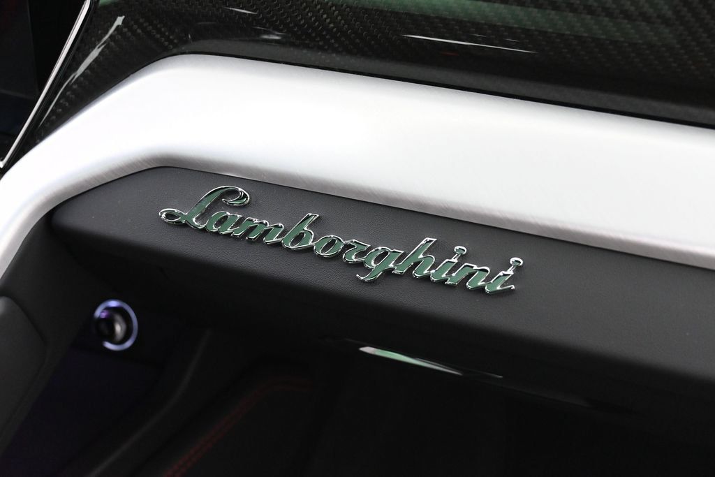 Used 2023 Lamborghini Urus S AWD/4WD image 35