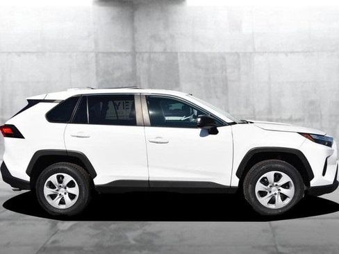 Used 2024 Toyota RAV4 LE image 5