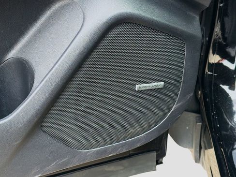 Used 2023 Subaru Ascent Touring image 27