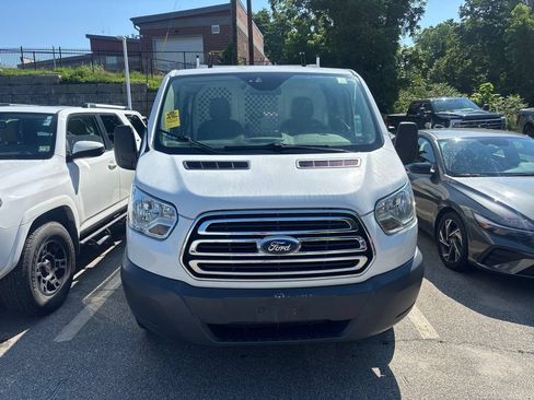 Used 2016 Ford Transit 250 130 Low Roof w/ Exterior Upgrade Package RWD image 2