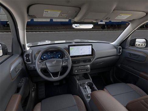 New 2025 Ford Bronco Sport Outer Banks w/ Outer Banks Tech Package+ image 9