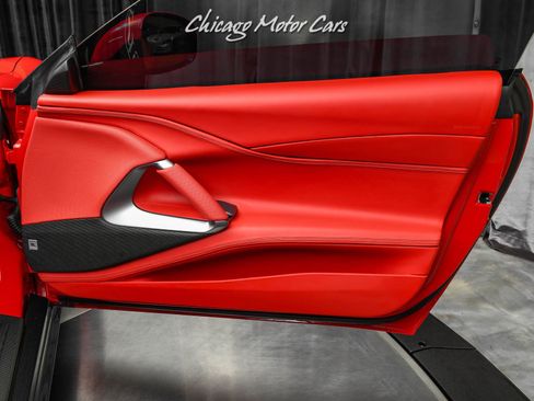 Used 2018 Ferrari 812 Superfast image 35