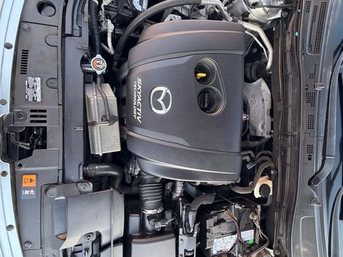 Used 2017 MAZDA MAZDA3 Sport image 38