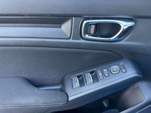 Certified 2024 Honda Civic Sport image 11