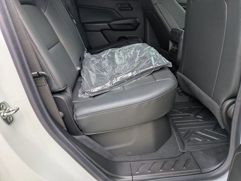 New 2026 Chevrolet Colorado Trail Boss AWD/4WD image 33