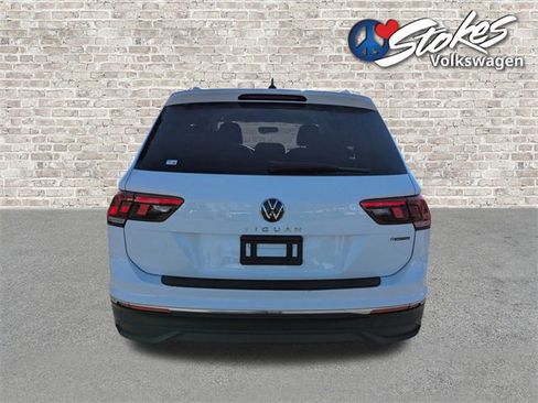 Certified 2022 Volkswagen Tiguan S image 5