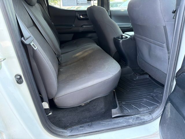 Used 2016 Toyota Tacoma TRD Off-Road w/ Premium & Technology Package RWD image 15