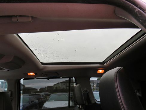 Used 2020 Honda Pilot Elite image 42