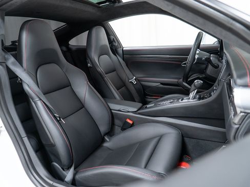 Certified 2014 Porsche 911 Turbo S AWD/4WD image 35