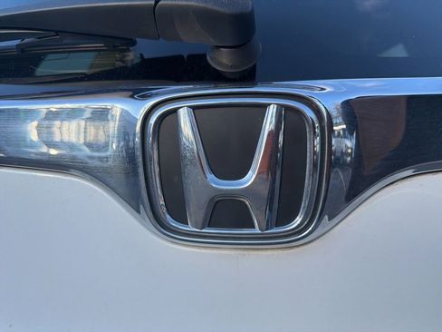 Used 2019 Honda CR-V Touring image 38