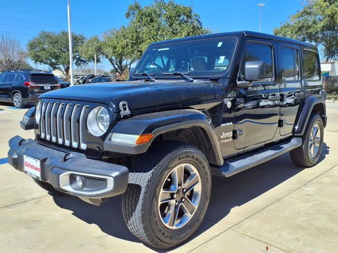 Used 2021 Jeep Wrangler Unlimited Sahara image 21