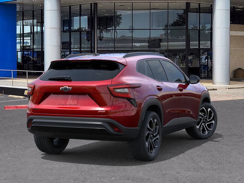 New 2026 Chevrolet Trax RS image 4