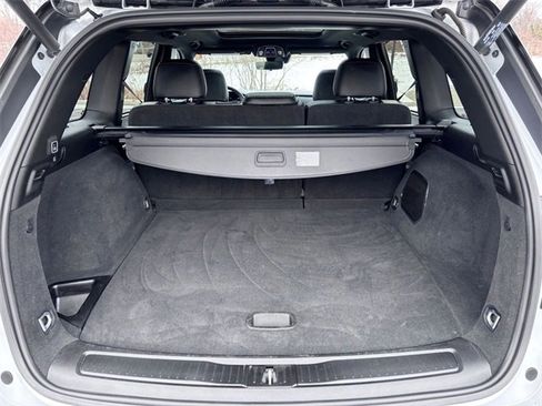 Certified 2022 Jeep Grand Cherokee Trailhawk w/ Luxury Tech Group III image 28