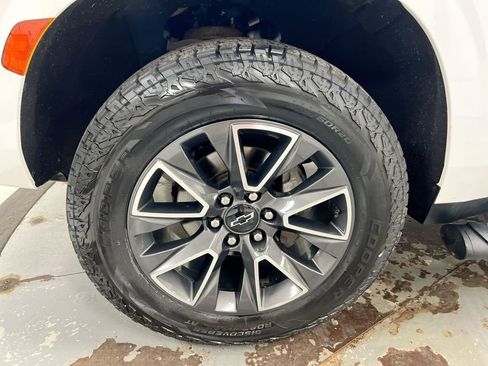 Used 2023 Chevrolet Tahoe Z71 AWD/4WD image 28