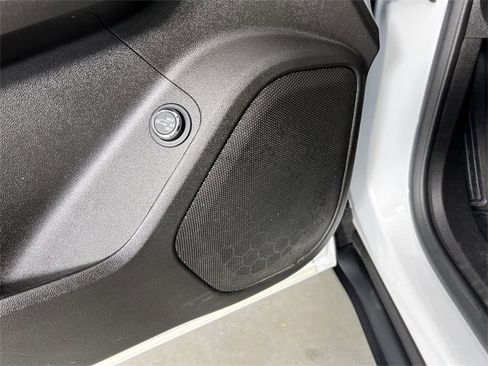 Certified 2021 GMC Acadia SLE w/ Driver Convenience Package image 24