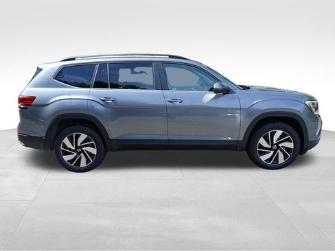 New 2025 Volkswagen Atlas SE image 6