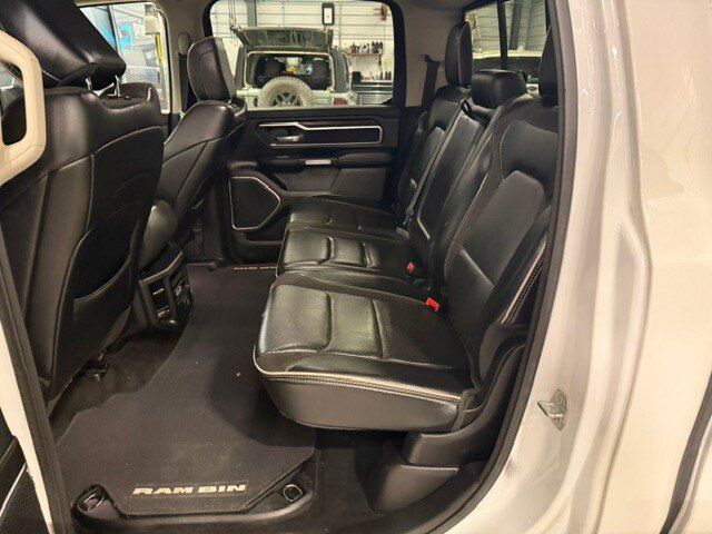 Used 2022 RAM 1500 Laramie w/ Off Road Group AWD/4WD image 32