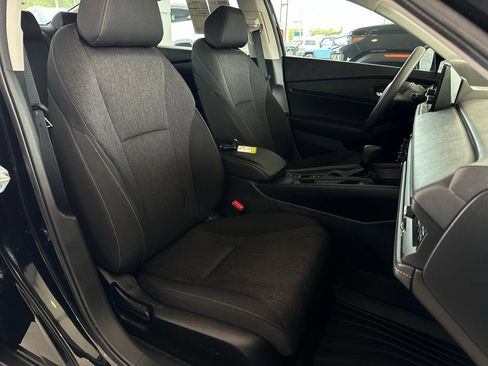 Used 2025 Honda Accord SE image 17