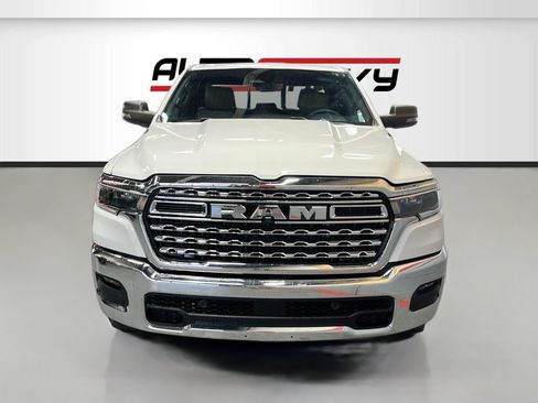Used 2025 RAM 1500 Big Horn AWD/4WD image 2