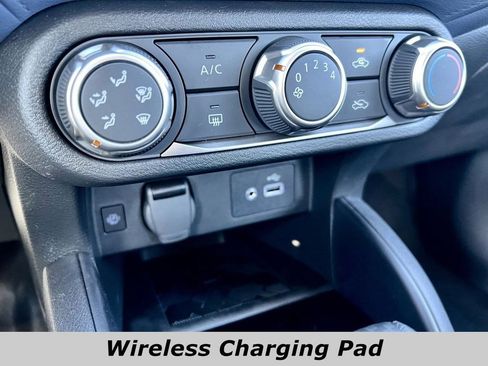 Certified 2025 Nissan Versa SV w/ Trunk Package FWD image 10