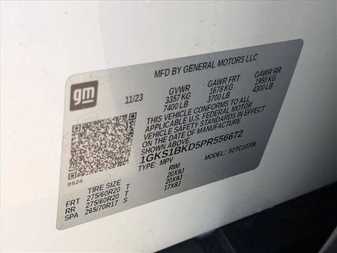 Used 2023 GMC Yukon SLT w/ SLT Luxury Package image 27