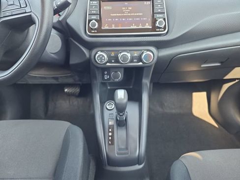 Used 2025 Nissan Kicks Play S FWD image 3