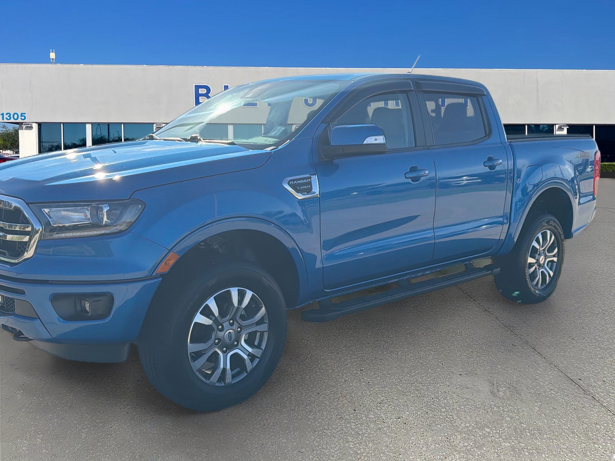Used 2023 Ford Ranger 4x4 SuperCrew image 2