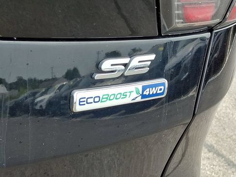 Used 2017 Ford Escape SE w/ Equipment Group 201A AWD/4WD image 29