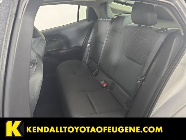Used 2025 Toyota Prius LE FWD image 23