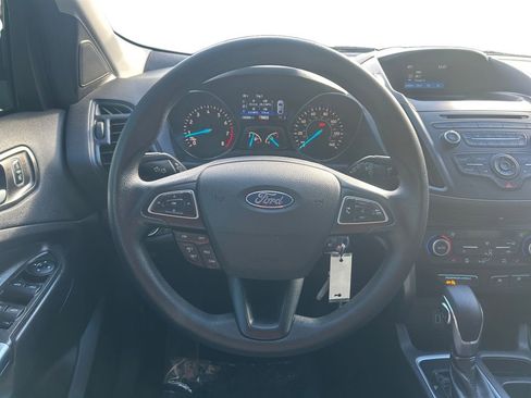 Used 2018 Ford Escape SE image 13