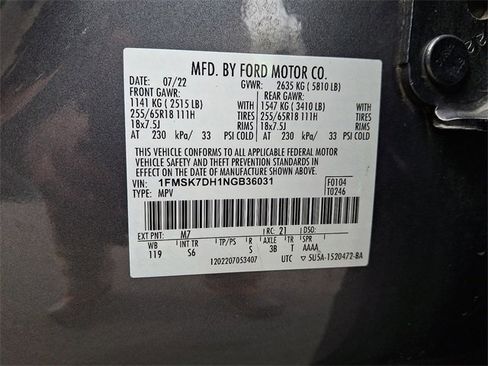 Used 2022 Ford Explorer XLT w/ Equipment Group 202A image 26