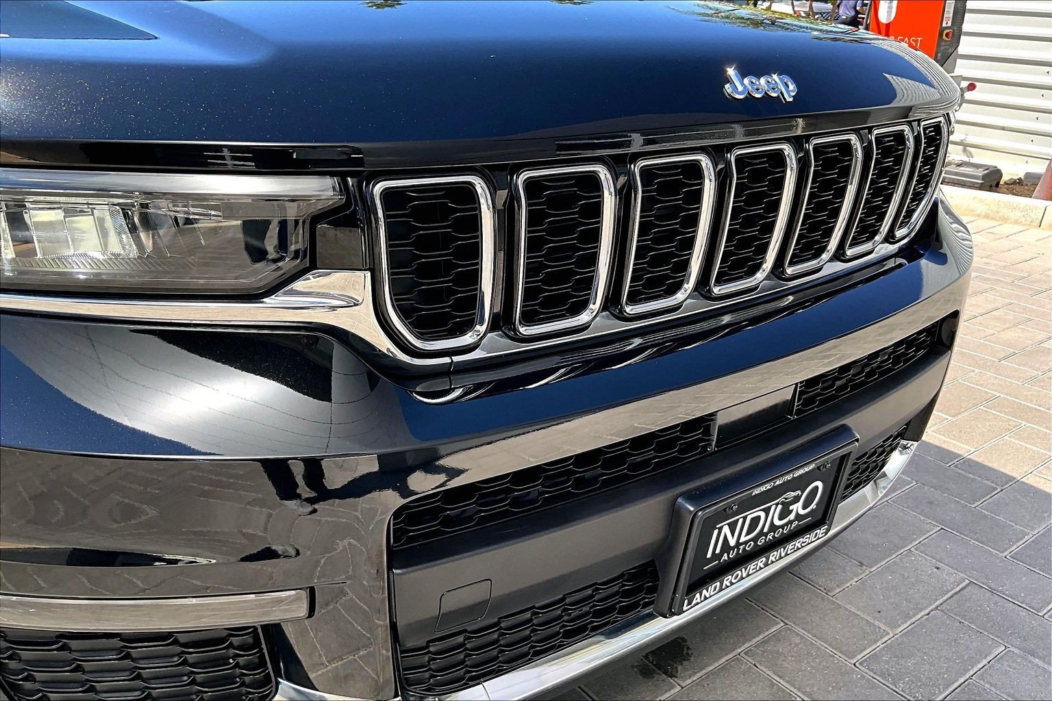 Used 2023 Jeep Grand Cherokee L Limited RWD image 30