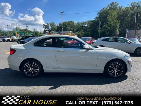 Used 2019 BMW 230i Coupe w/ Premium Package image 9