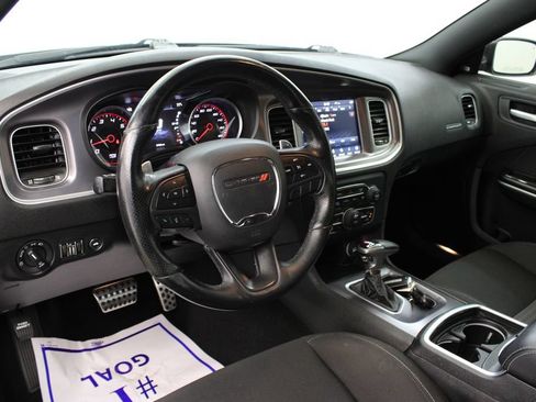 Used 2019 Dodge Charger Scat Pack RWD image 15
