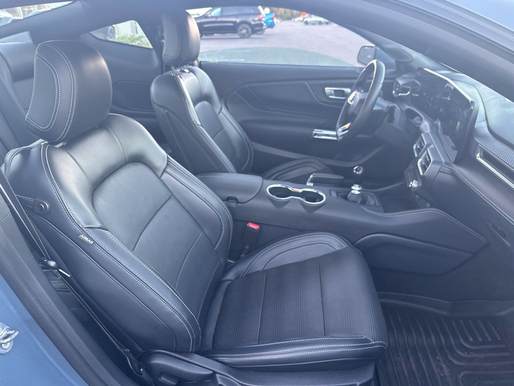 Used 2025 Ford Mustang GT Premium w/ GT Performance Package RWD image 24