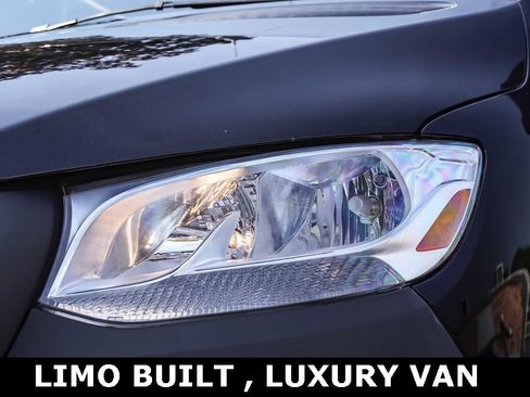 Used 2023 Mercedes-Benz Sprinter 2500 image 6