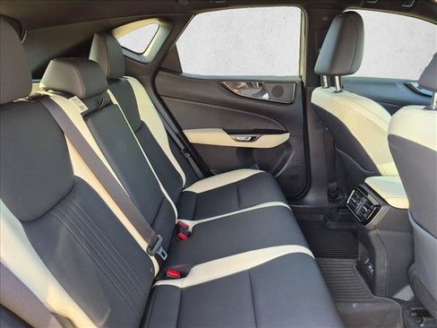 Used 2023 Lexus NX 250 FWD w/ Towing Package (2000 Lbs) image 20