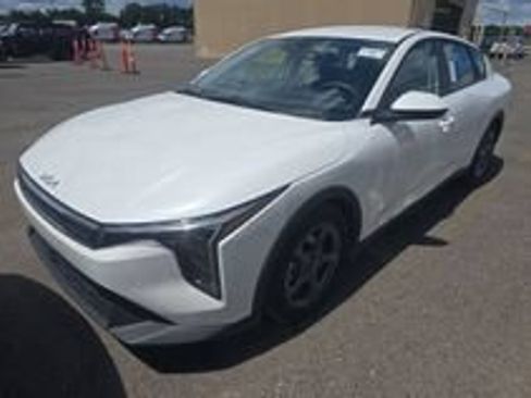 Used 2025 Kia K4 FWD image 18