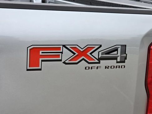 Used 2024 Ford F250 Lariat AWD/4WD image 10