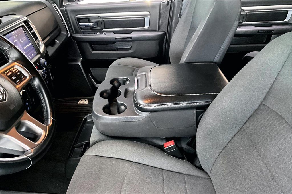 Used 2023 RAM 1500 Warlock AWD/4WD image 16