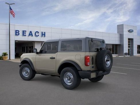 New 2025 Ford Bronco 2-Door AWD/4WD image 4