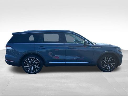 New 2026 Lincoln Aviator Reserve AWD/4WD image 6