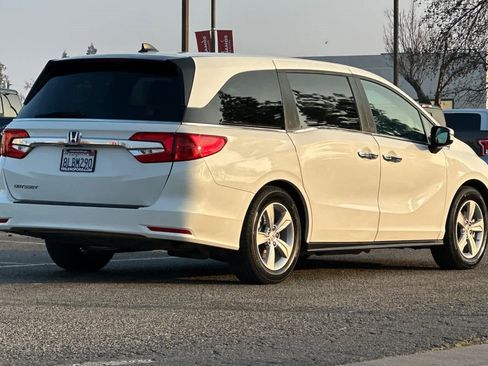 Used 2019 Honda Odyssey EX-L image 2