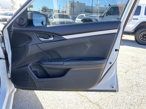 Used 2020 Honda Civic Sport image 21