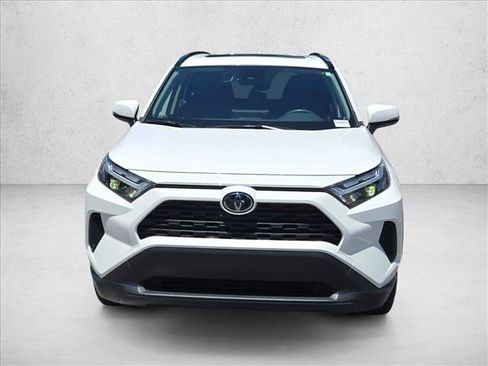 Used 2025 Toyota RAV4 XLE w/ Convenience Package AWD/4WD image 2