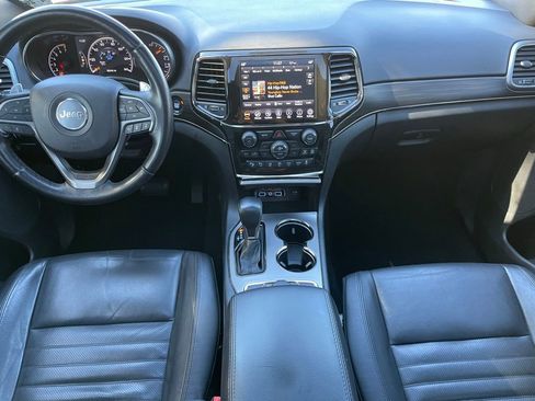 Used 2021 Jeep Grand Cherokee Limited X image 16