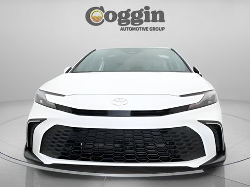 Used 2026 Toyota Camry SE w/ Multimedia Upgrade Package FWD image 31