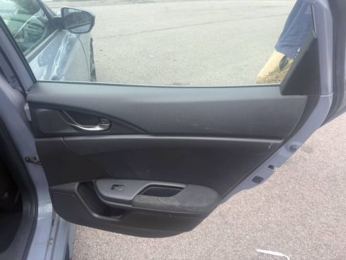 Used 2019 Honda Civic Sport image 14